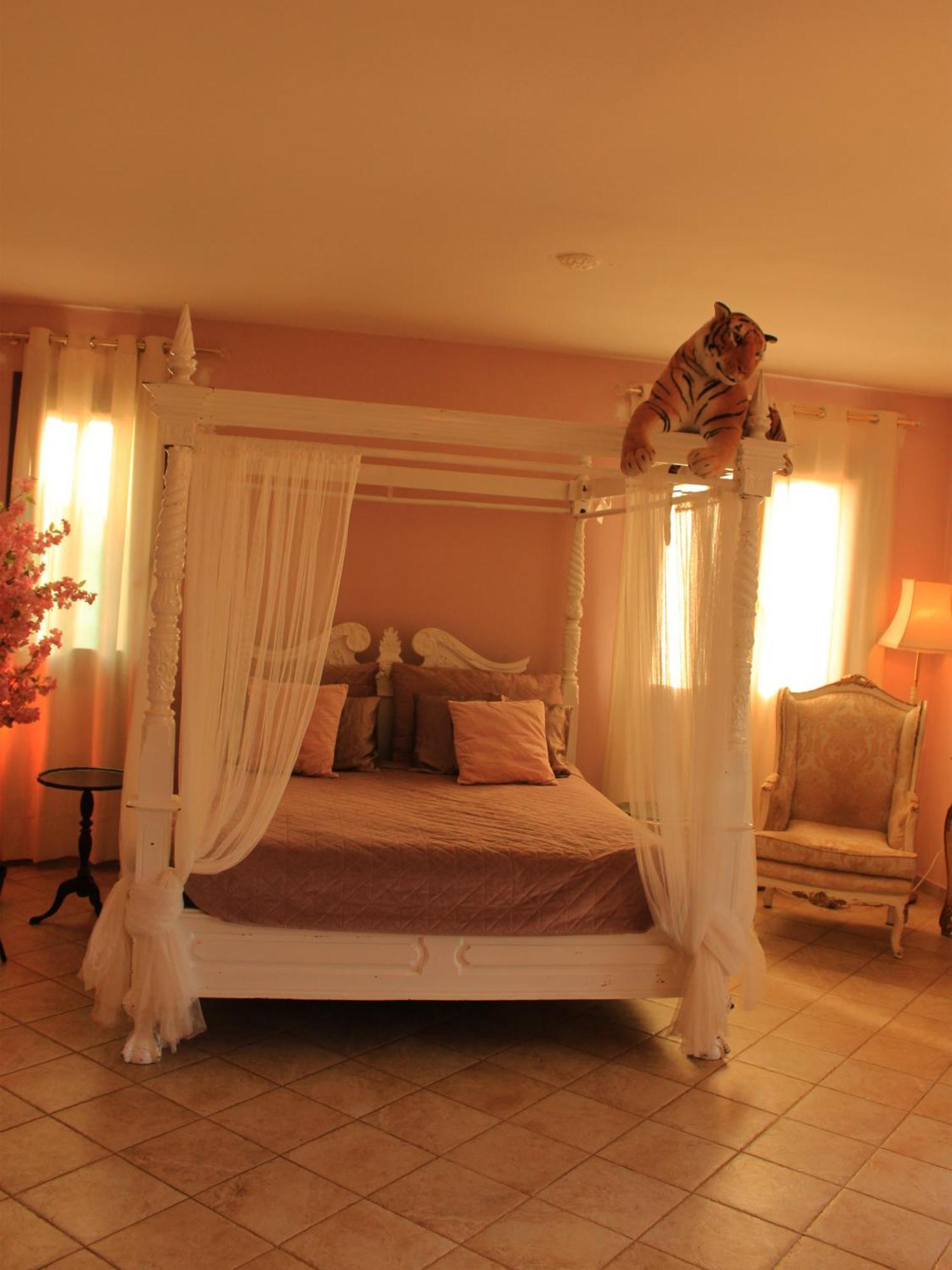 Esmaraldas House Of Love Terrasini Exterior foto